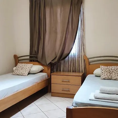 Joanna&mattheo 3* Sarandë