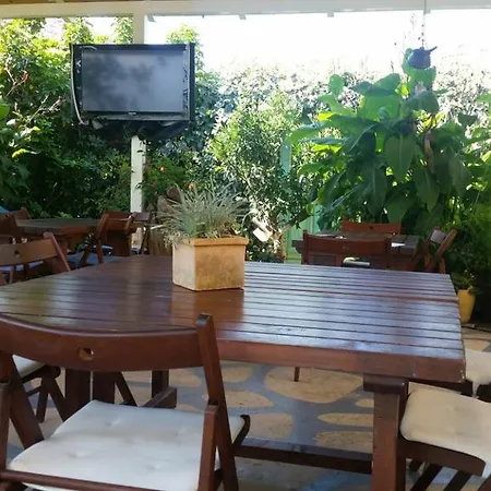 Joanna&mattheo 3* Sarandë